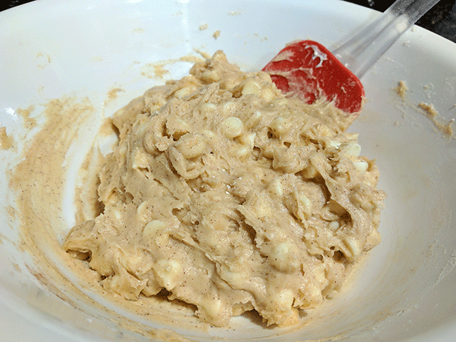 snickerdoodle batter with chocolate chips